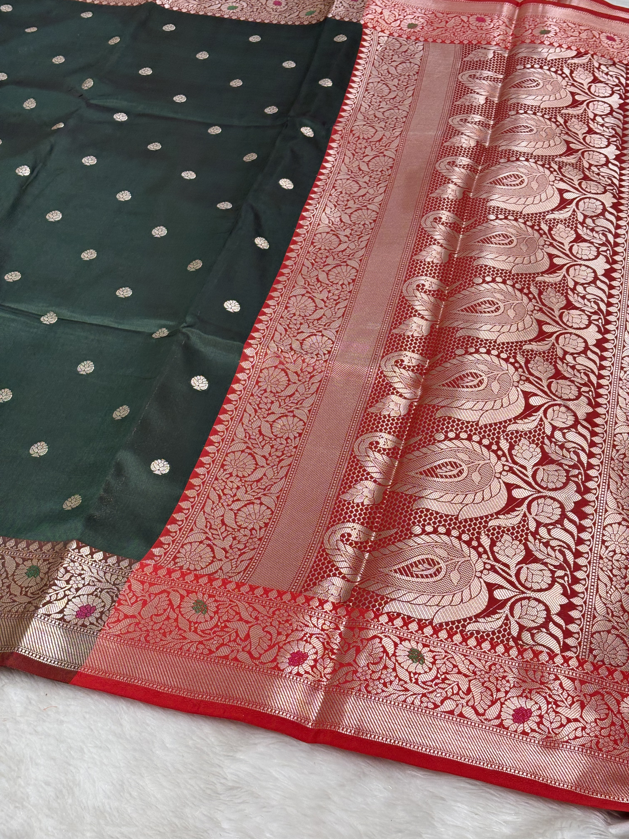 Deep Forest Green Banarasi Minakari Border Katan Silk Buti Weaving Saree