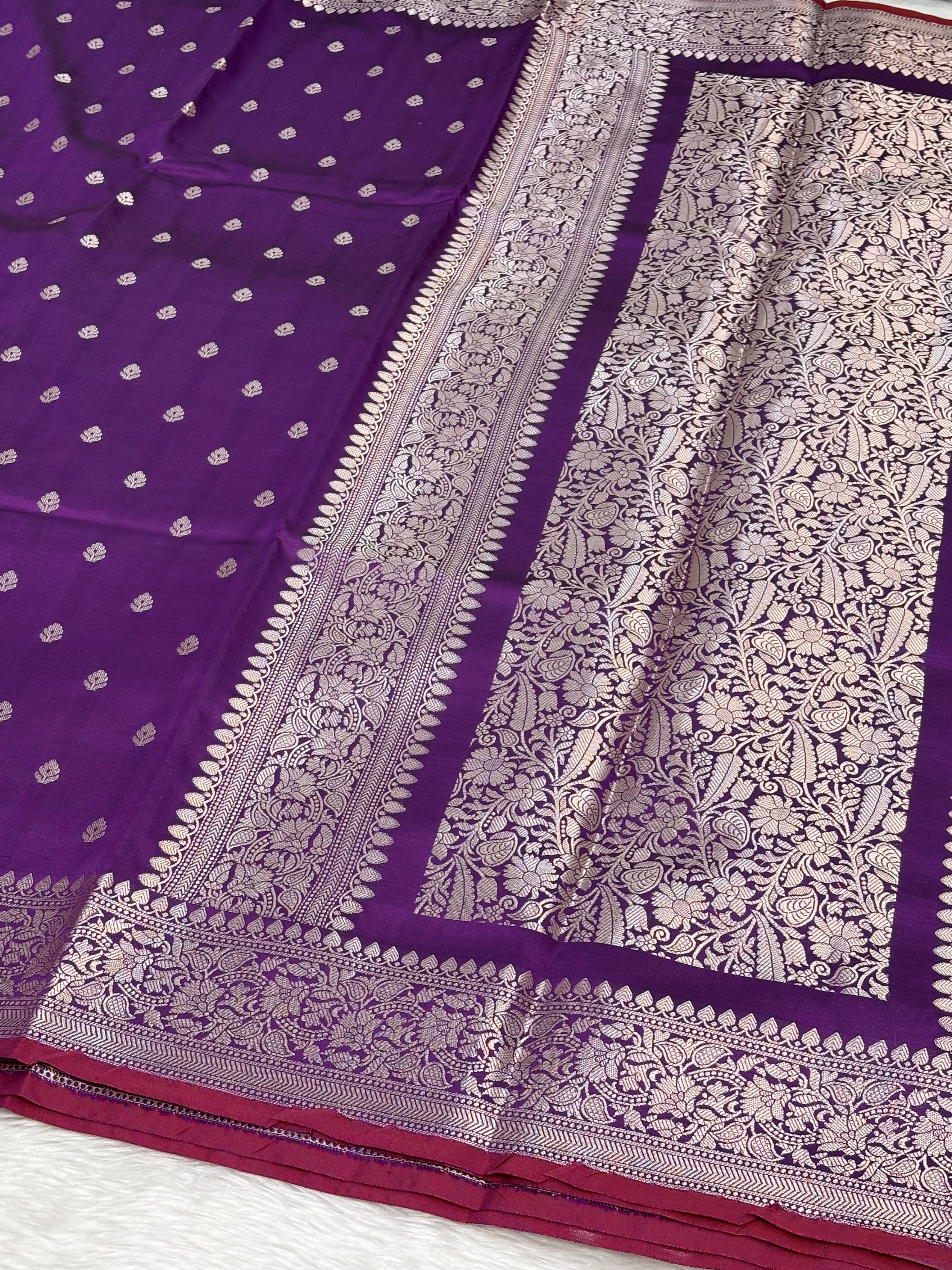 Royal Orchid Purple Katan Silk Banarasi Buti Saree