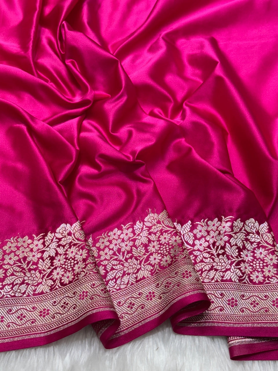 Magenta Pure Banarasi Mashru Silk Saree