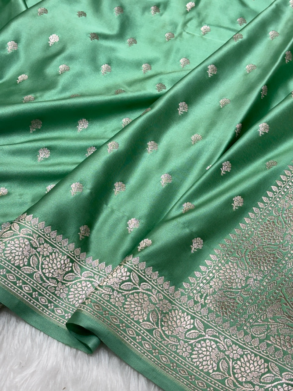 Pastel Green Pure Banarasi Mashru Silk Saree