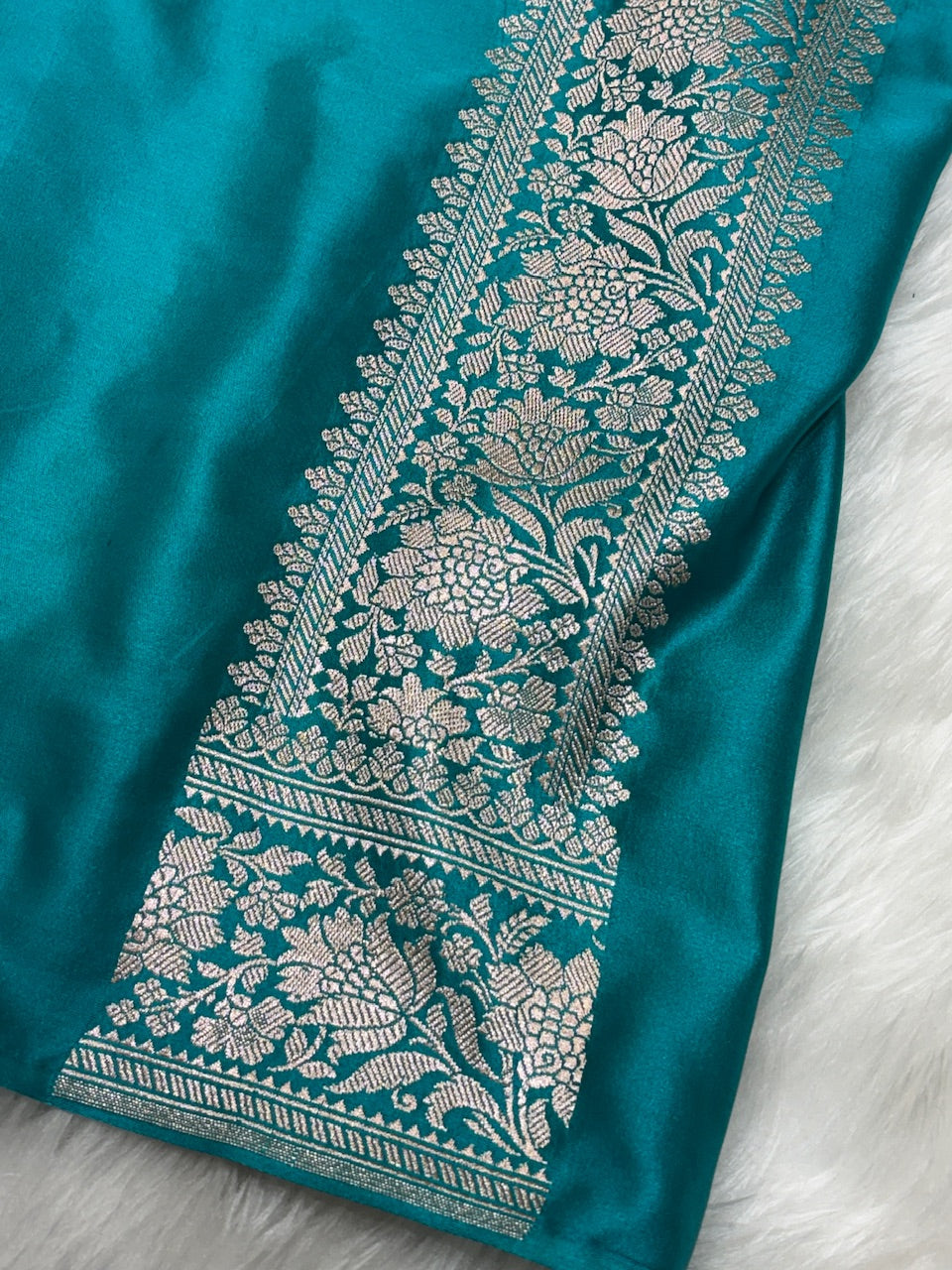 Turquoise Blue Pure Banarasi Mashru Silk Saree