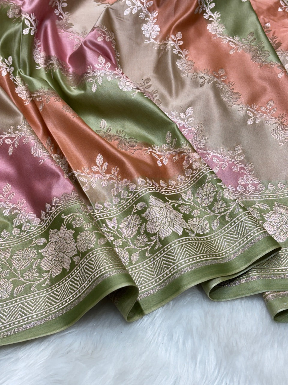 Dual tone Pure Banarasi Mashru Silk Saree