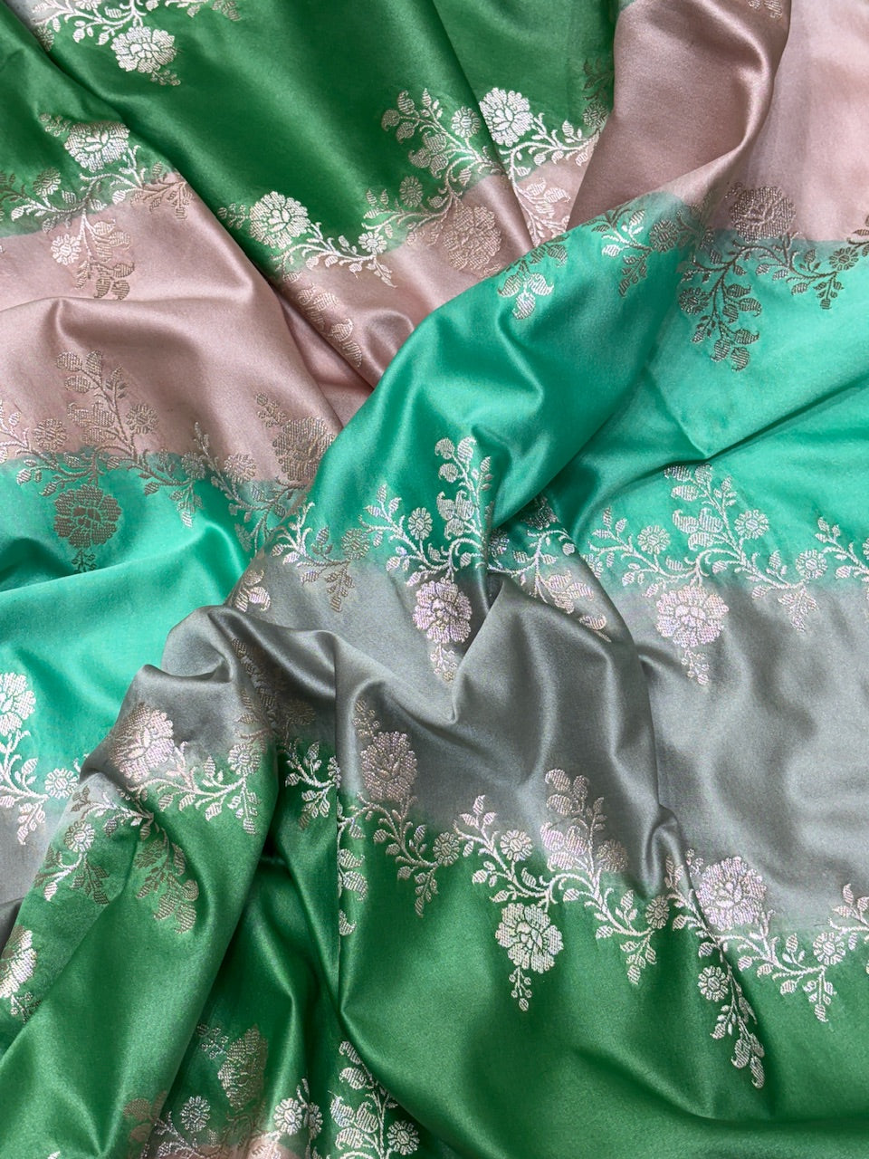 Dual Tone Pastel Mashru Silk Banarasi Saree