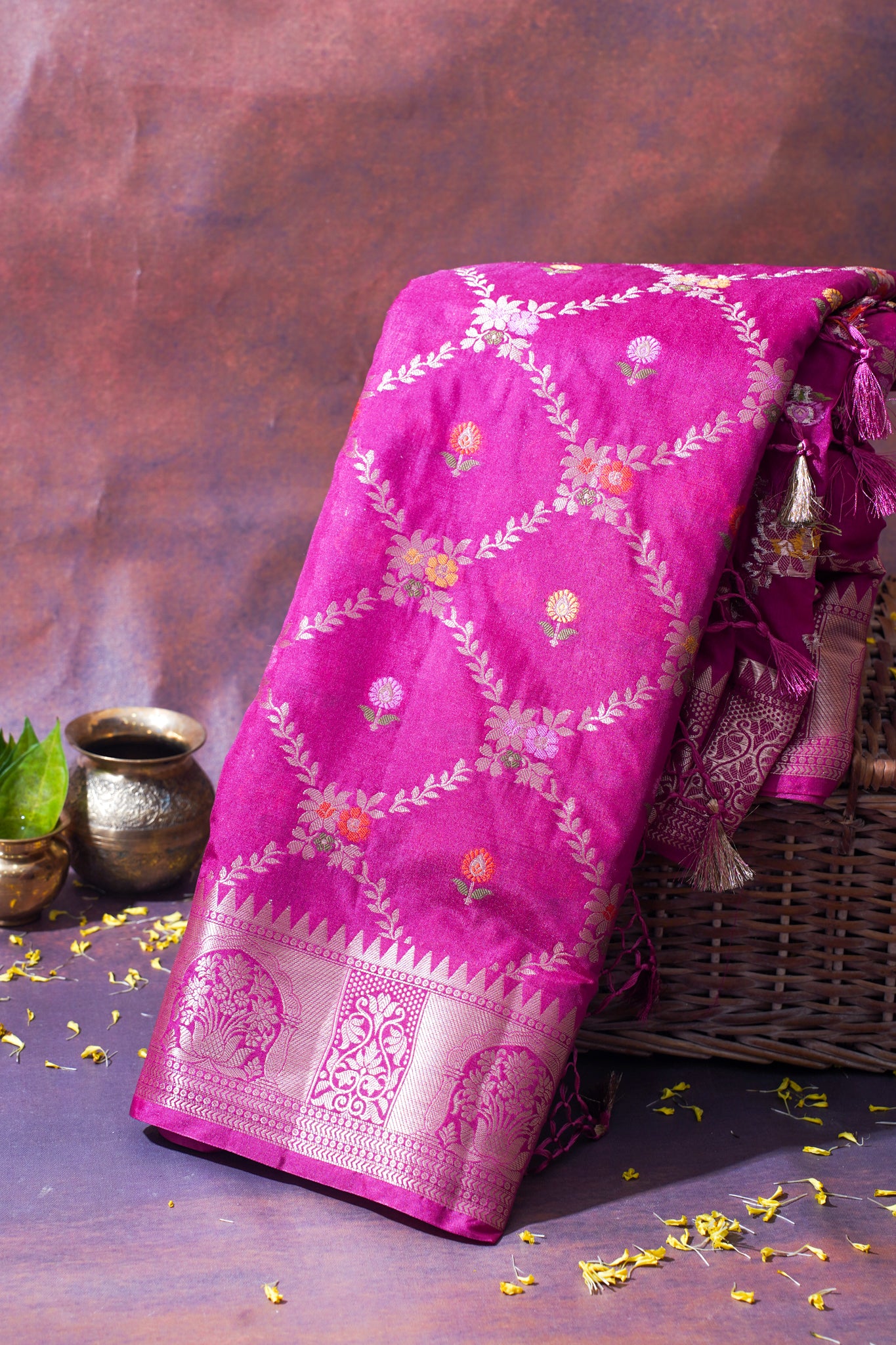 Fuchsia Pink Warm Silk Banarasi Minakari Jaal Saree