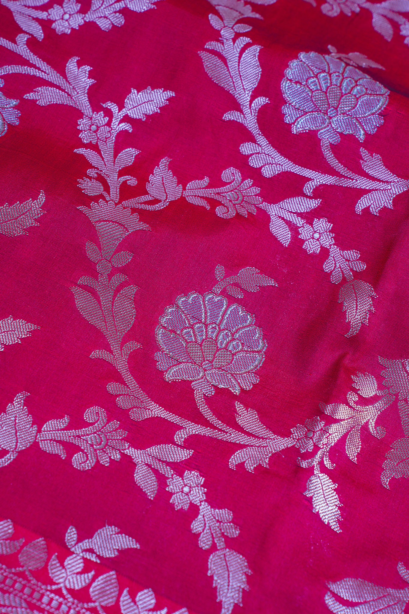 Red Banarasi Katan Alfi Jaal Saree