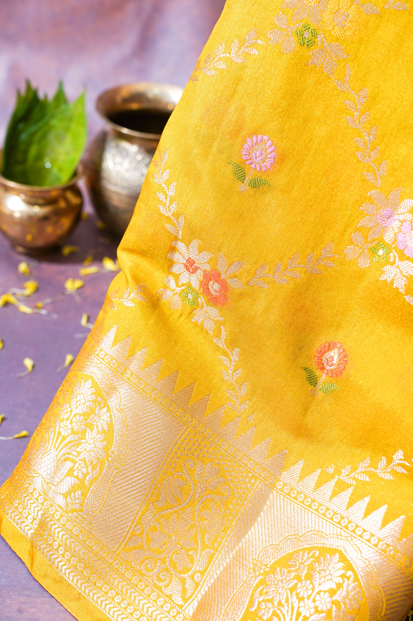 Mustard Yellow Warm Silk Banarasi Minakari Jaal Saree