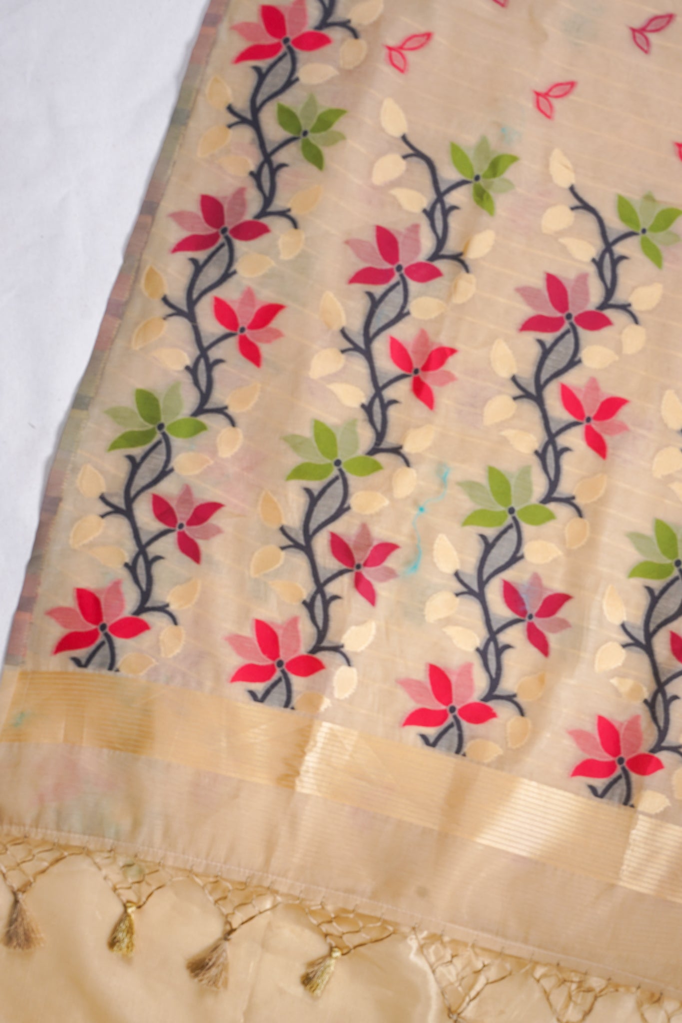Beige Cotton Jamdani Saree