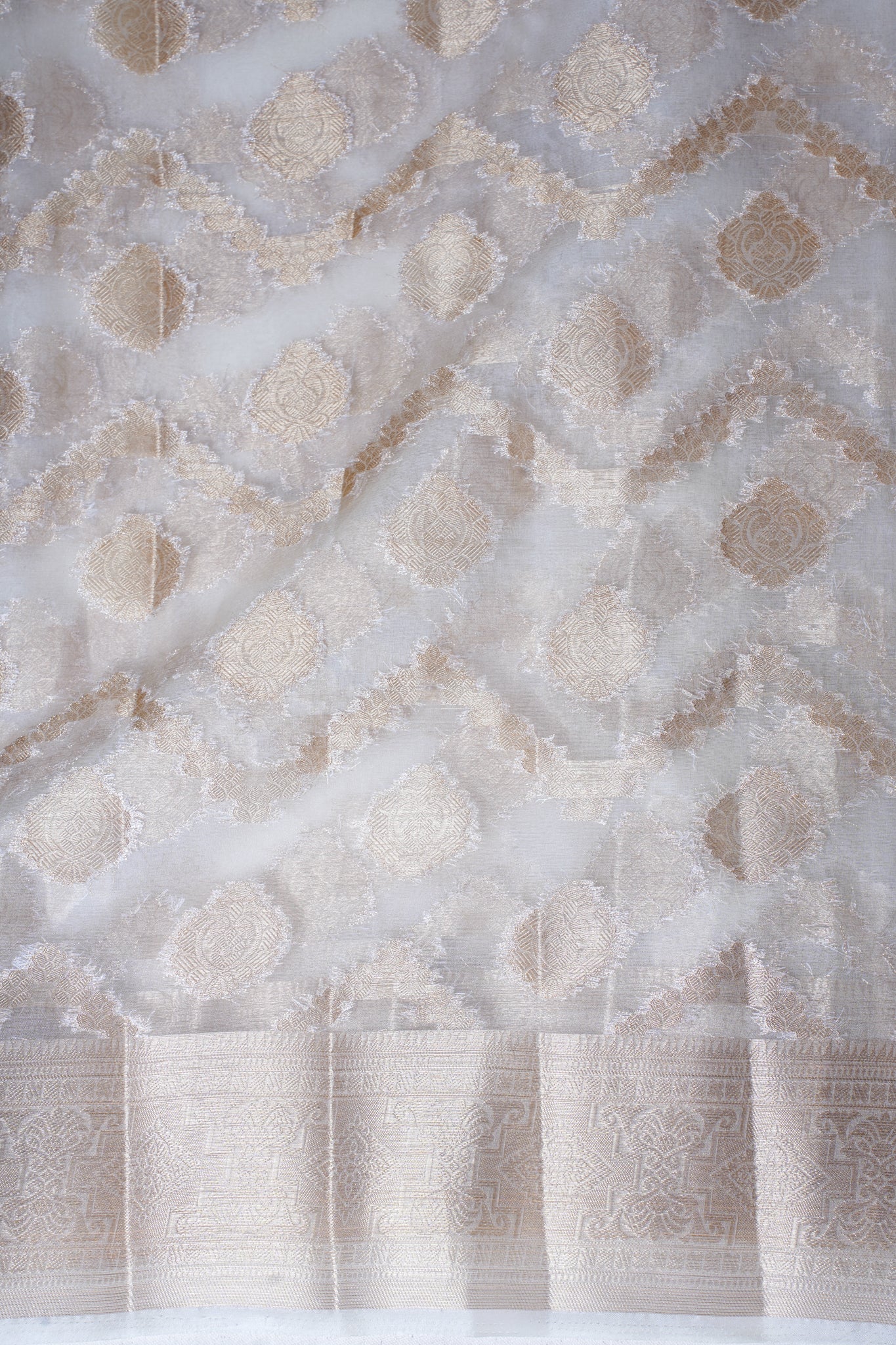 Ivory Organza Banarasi Jaal Weaving Saree