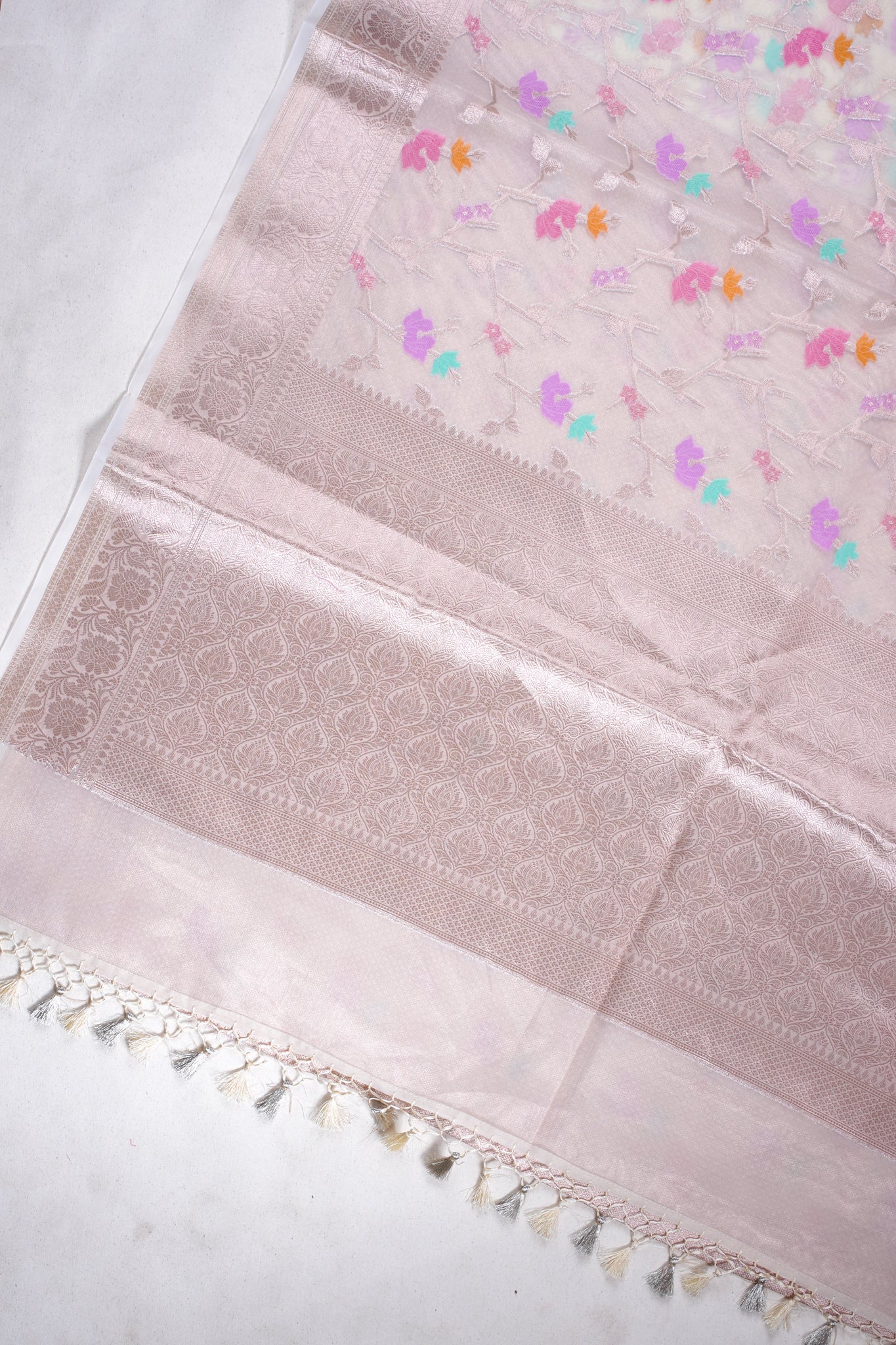 Ivory Organza Banarasi Tilfi Minakari Jaal Saree
