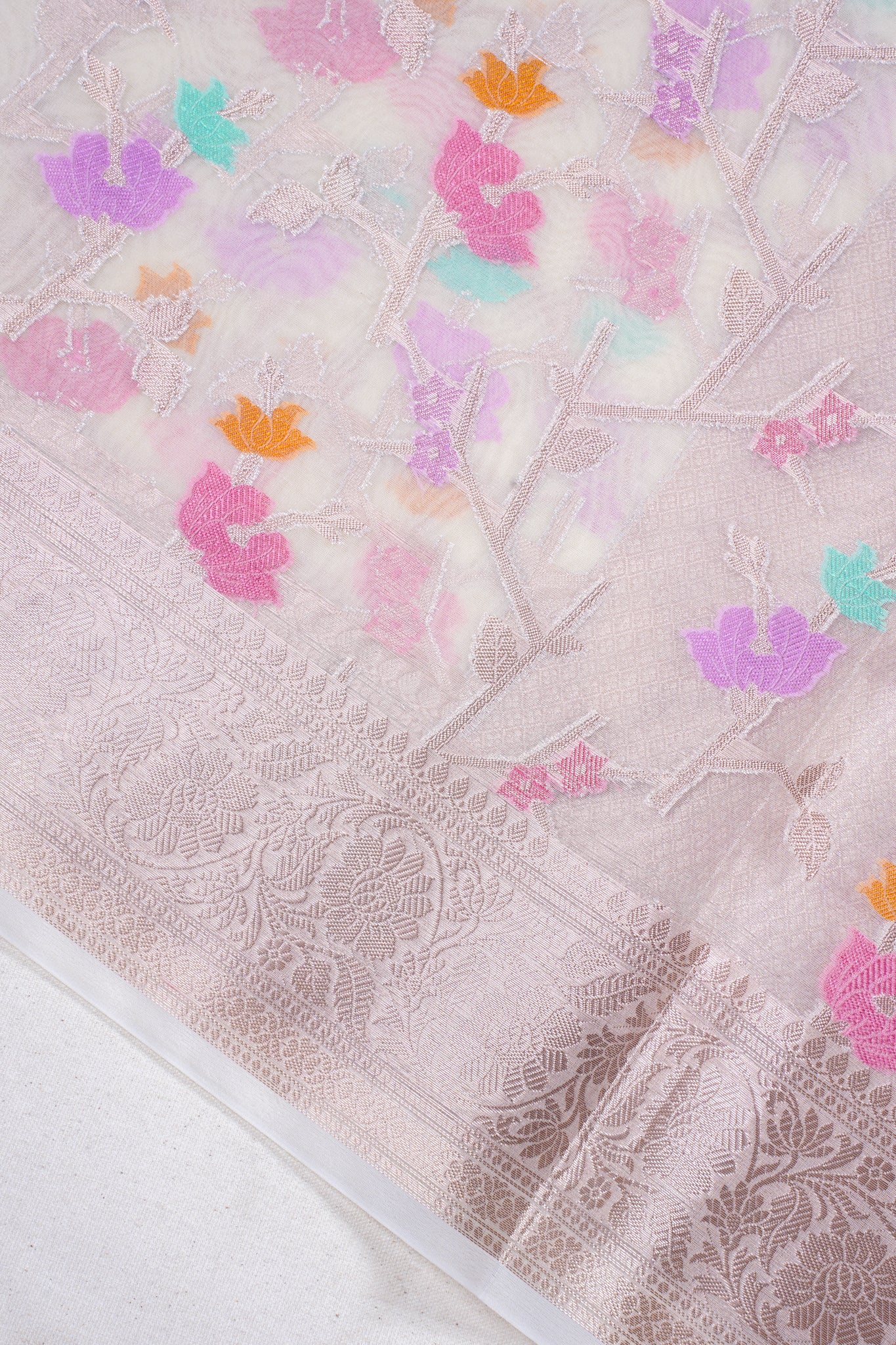 Ivory Organza Banarasi Tilfi Minakari Jaal Saree