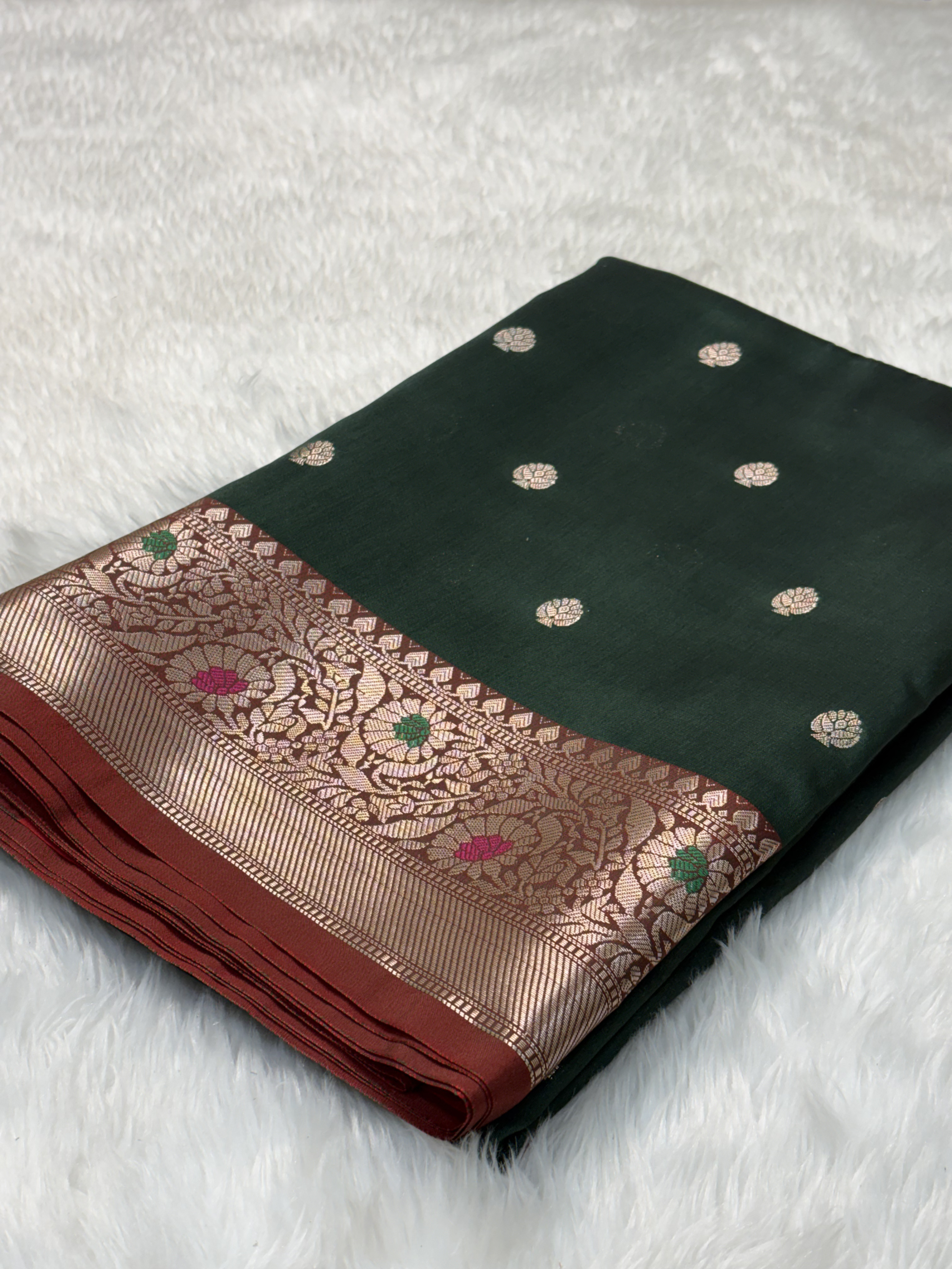 Deep Forest Green Banarasi Minakari Border Katan Silk Buti Weaving Saree