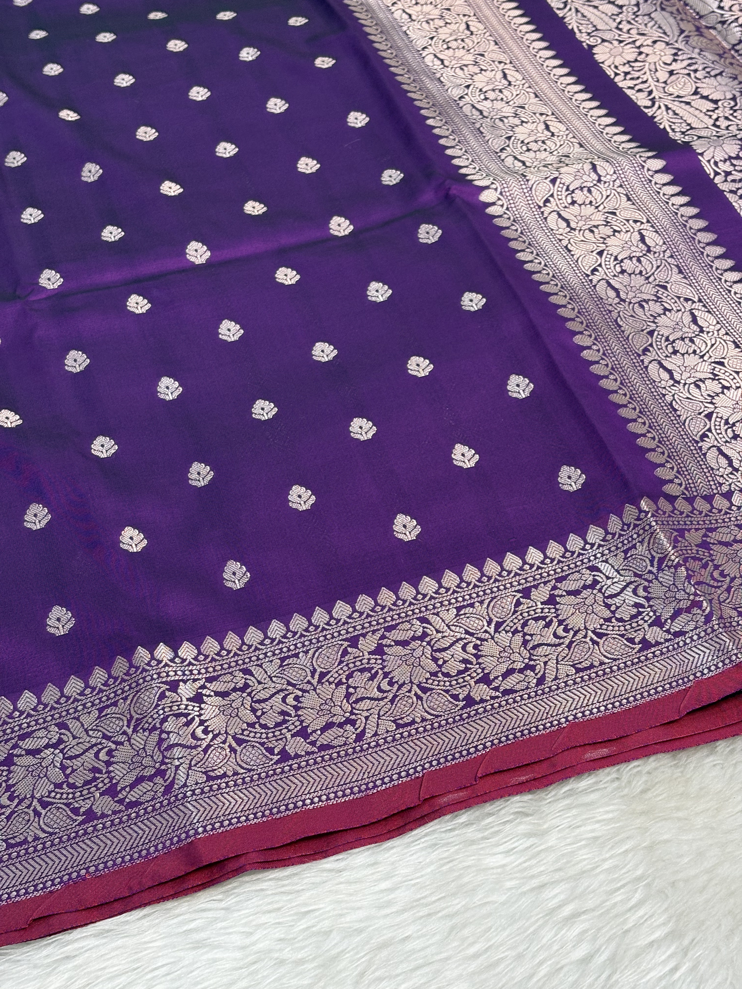 Royal Orchid Purple Katan Silk Banarasi Buti Saree