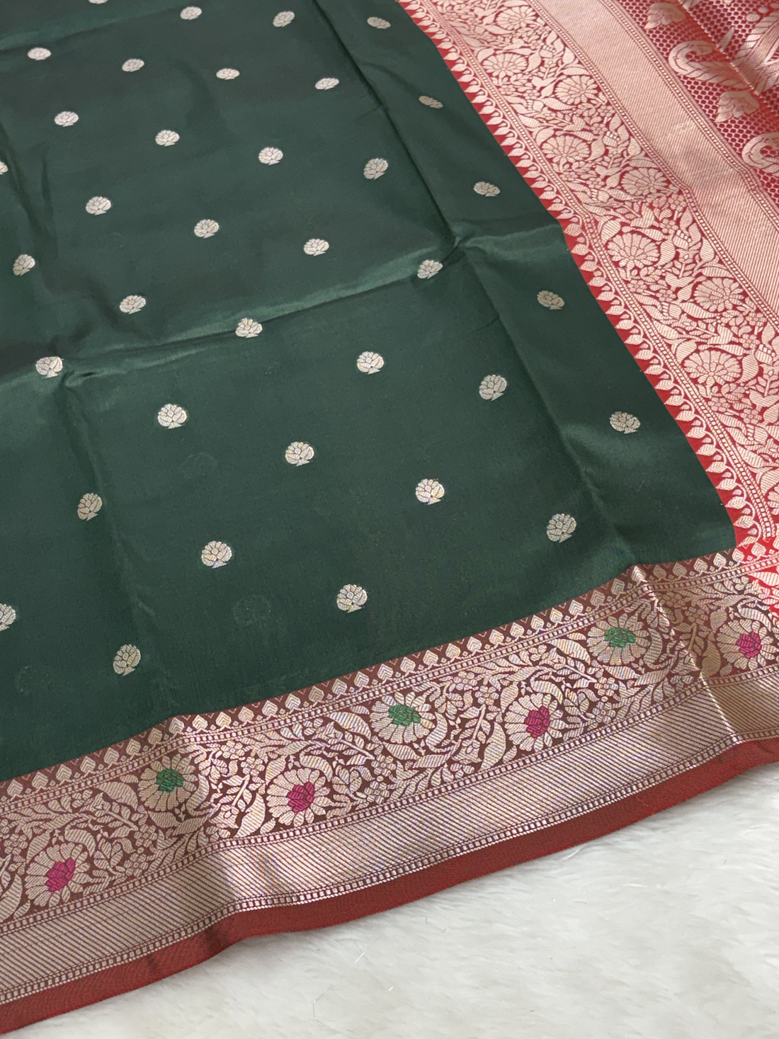 Deep Forest Green Banarasi Minakari Border Katan Silk Buti Weaving Saree