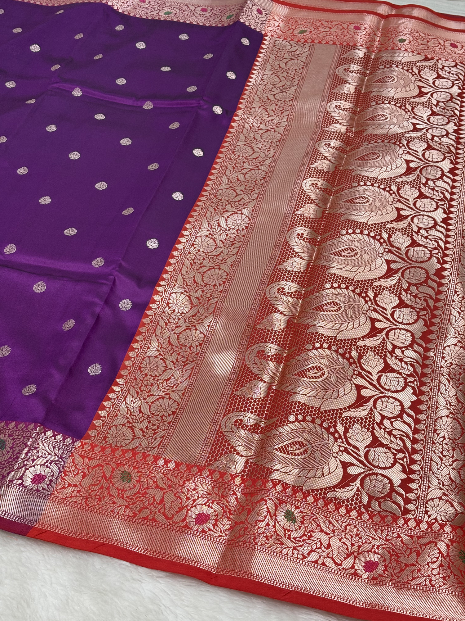 Royal Amethyst Purple Banarasi Minakari Border Katan Silk Buti Weaving Saree
