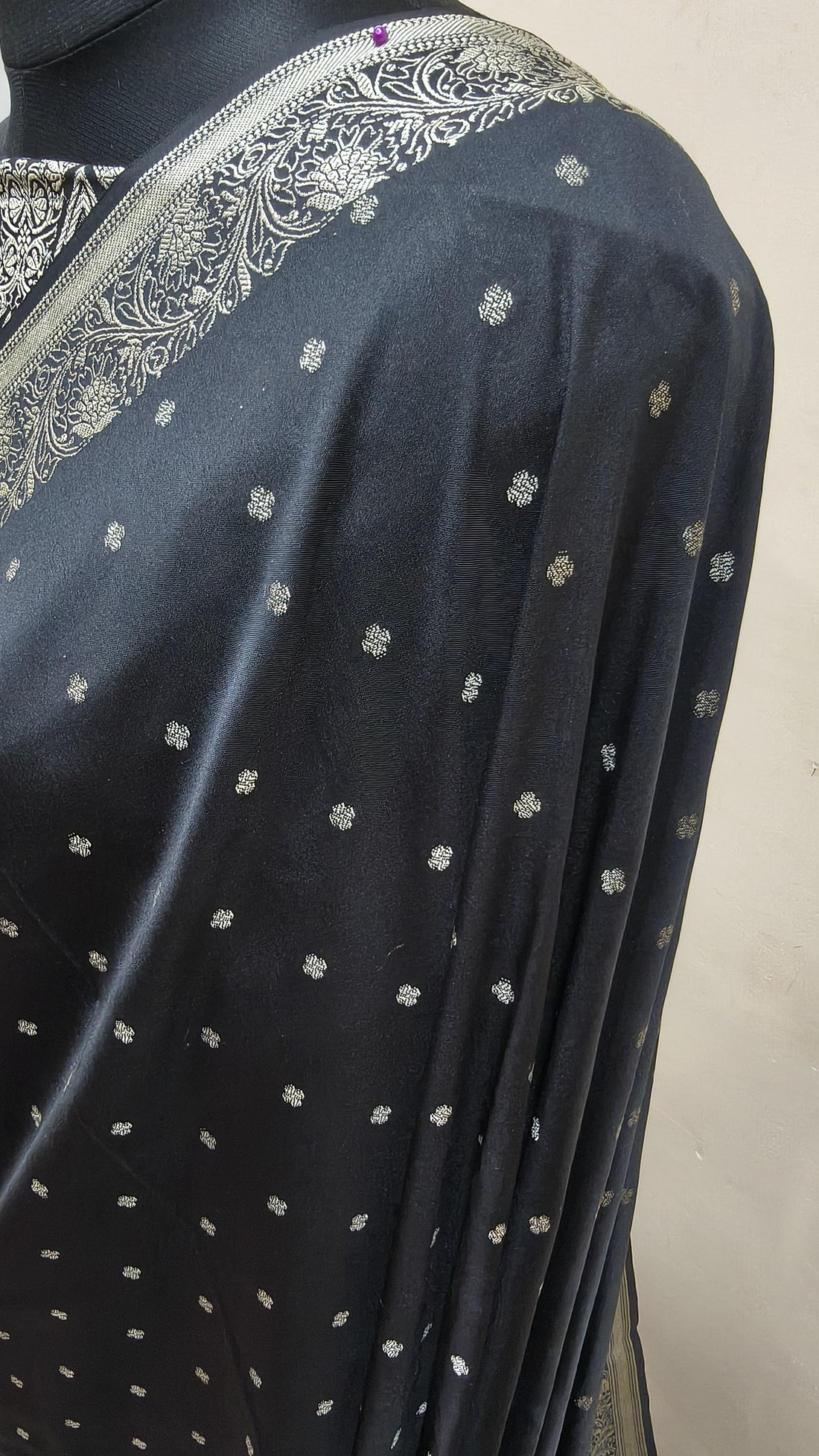 Jet Black Banarasi Saree Banarasi Resham Silk