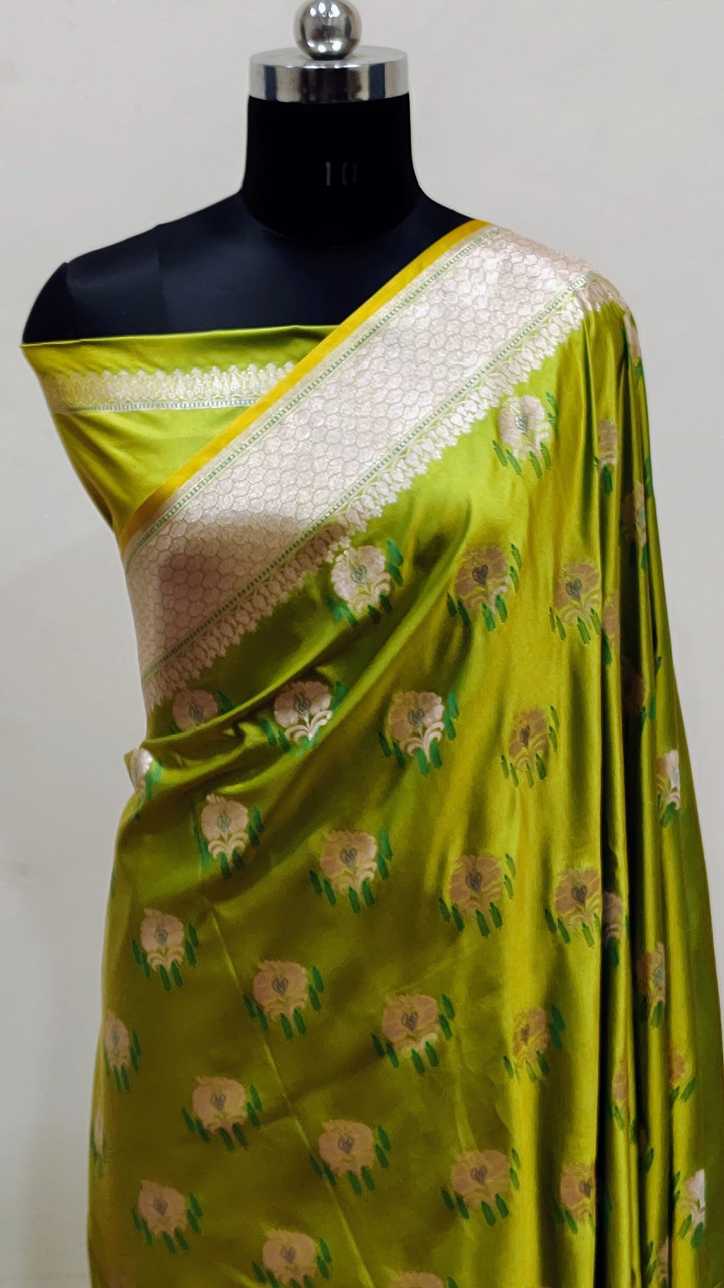Parrot Green Banarasi Mashru Silk Saree