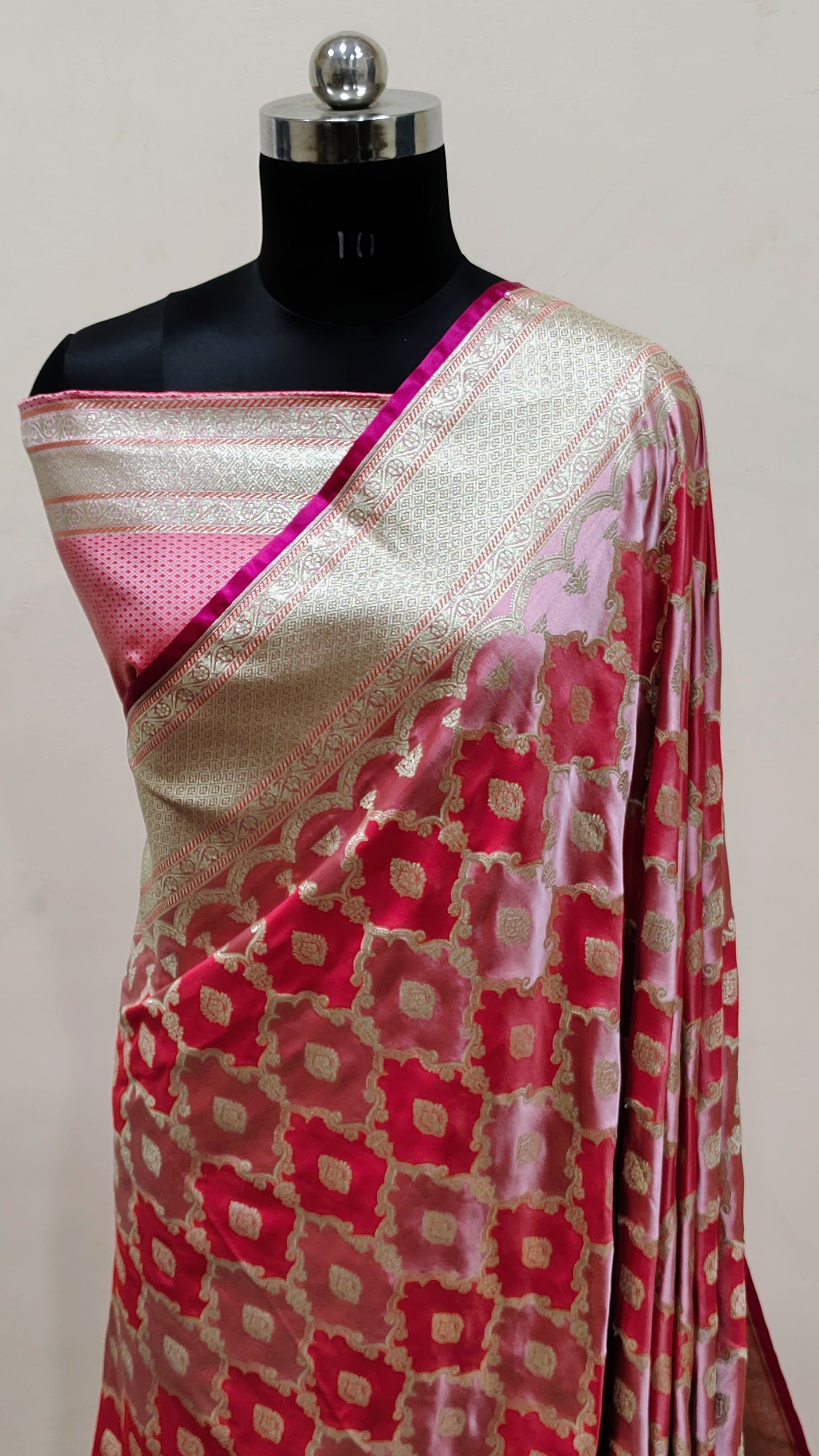 Dual Tone Pink-Red Banarasi Mashru Katan Silk Saree