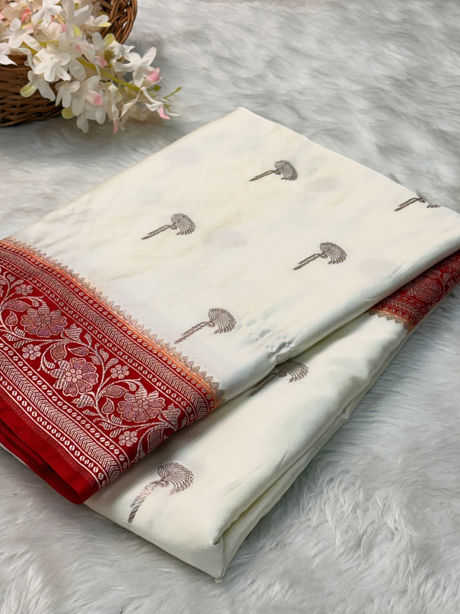 White Pure Banarasi Mashru Katan Silk Saree
