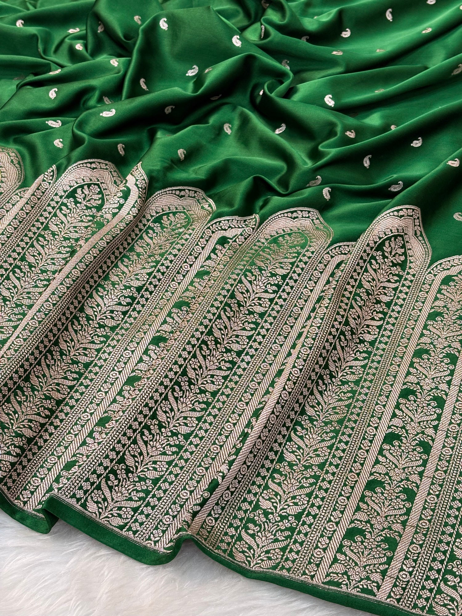 Green Pure Banarasi Mashru Silk Saree