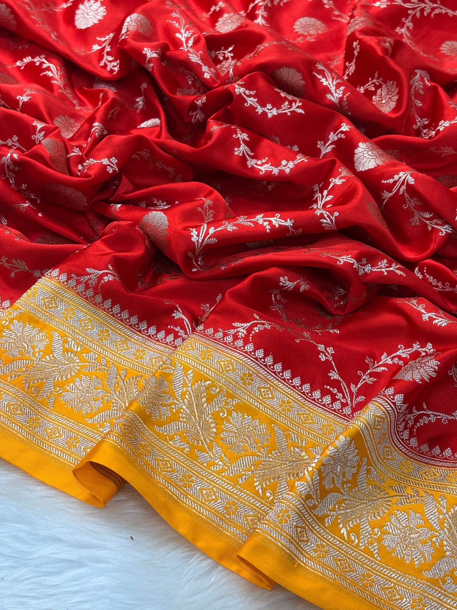Red Pure Banarasi Mashru Silk Saree