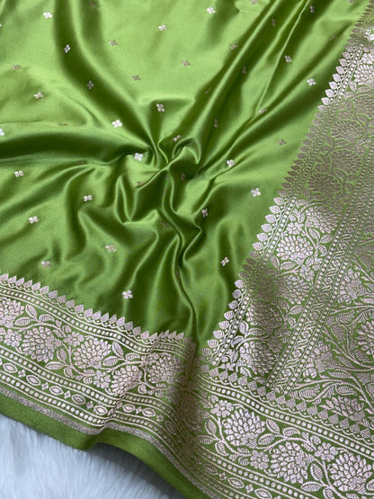Parrot Green Pure Banarasi Mashru Silk Saree
