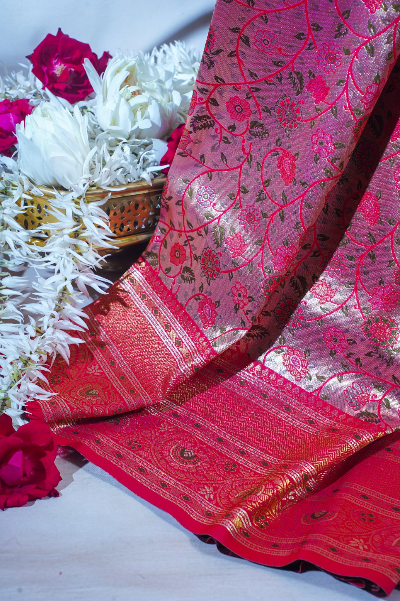 Red Khimkhab Catogary Banarasi Saree