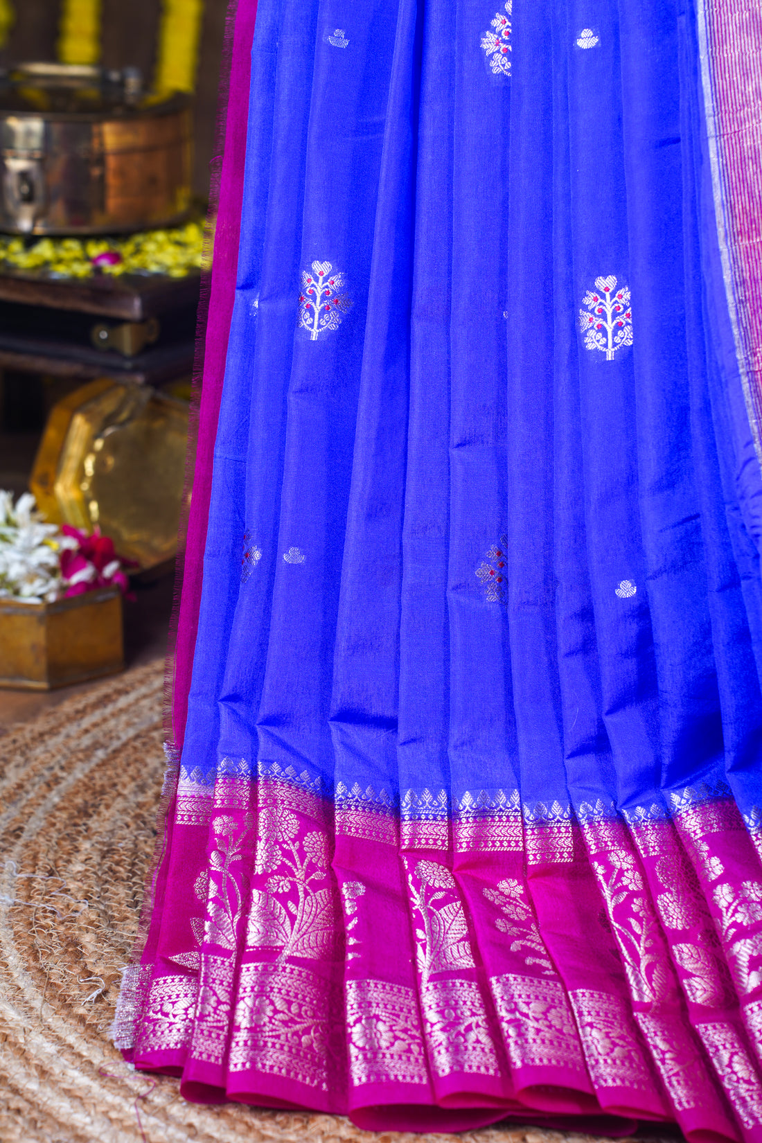 Royal Blue Handloom Banarasi Matka Silk Saree