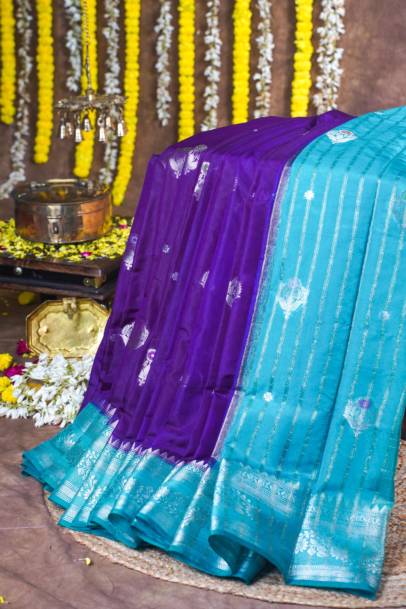 Deep Violet Handloom Banarasi Matka Silk Saree