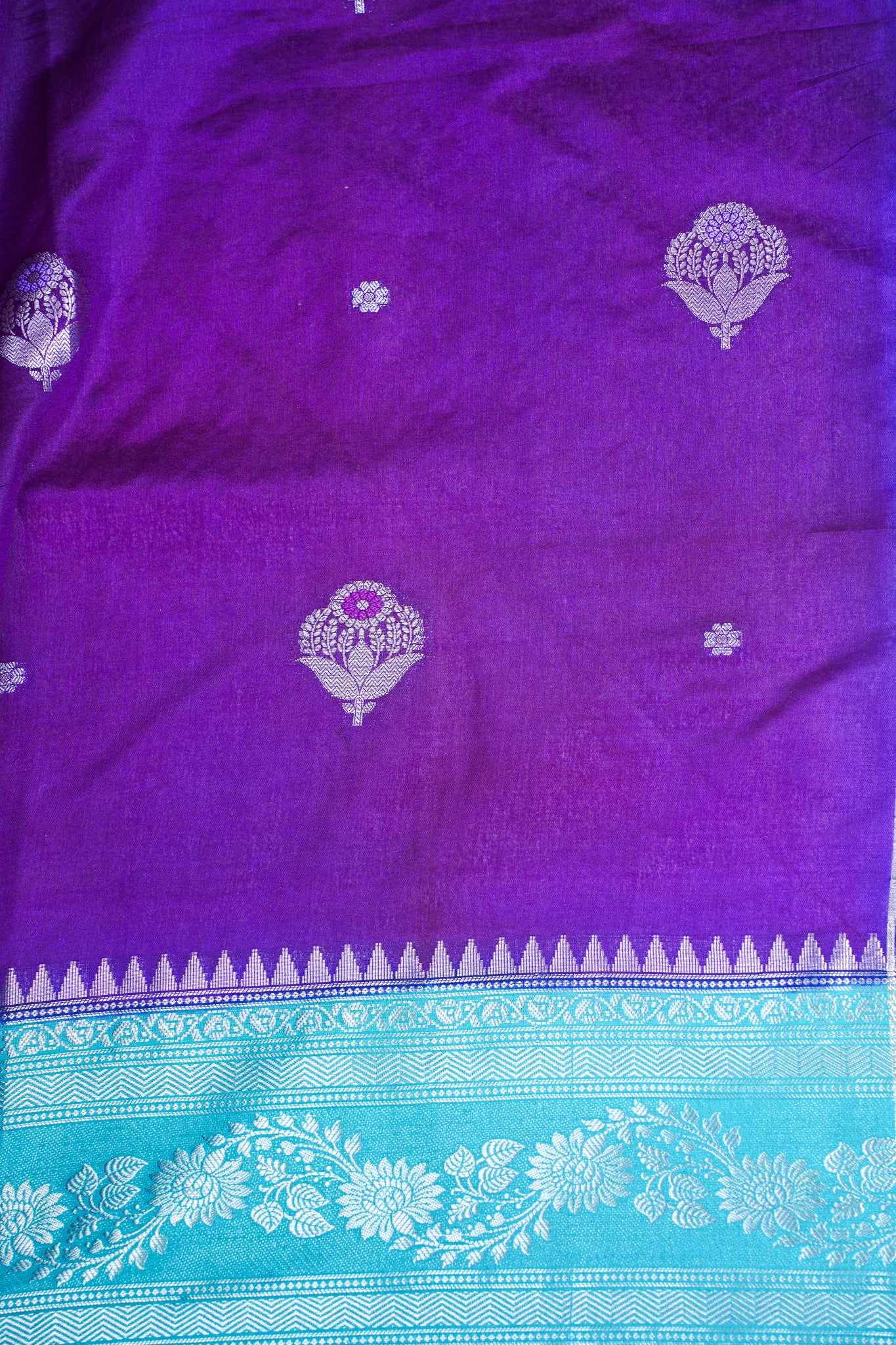 Deep Violet Handloom Banarasi Matka Silk Saree