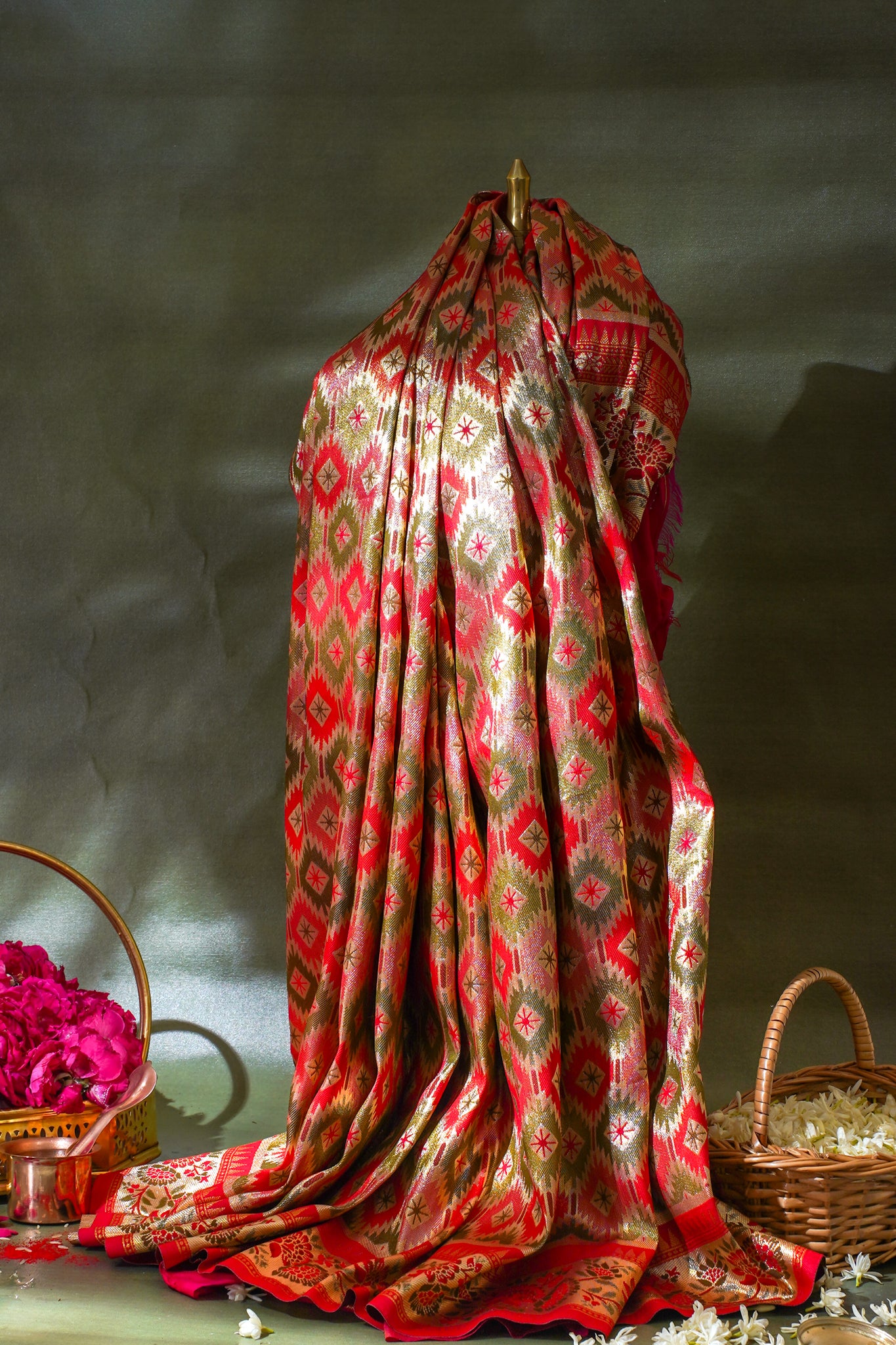 Red &amp; Gold Brocade Banarasi Khimkhab Saree